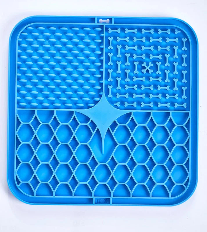Silicone pet licking pad